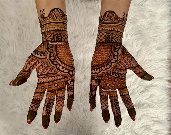 Henna Art by Hiral